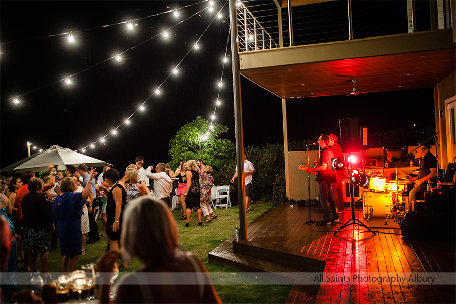 Lauren and Jason's wedding at Yarrawonga. | ls080.jpg