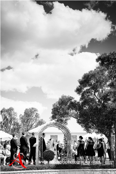 Sandi and Ryan's Yarrawonga Golf Club Wedding | x020.jpg