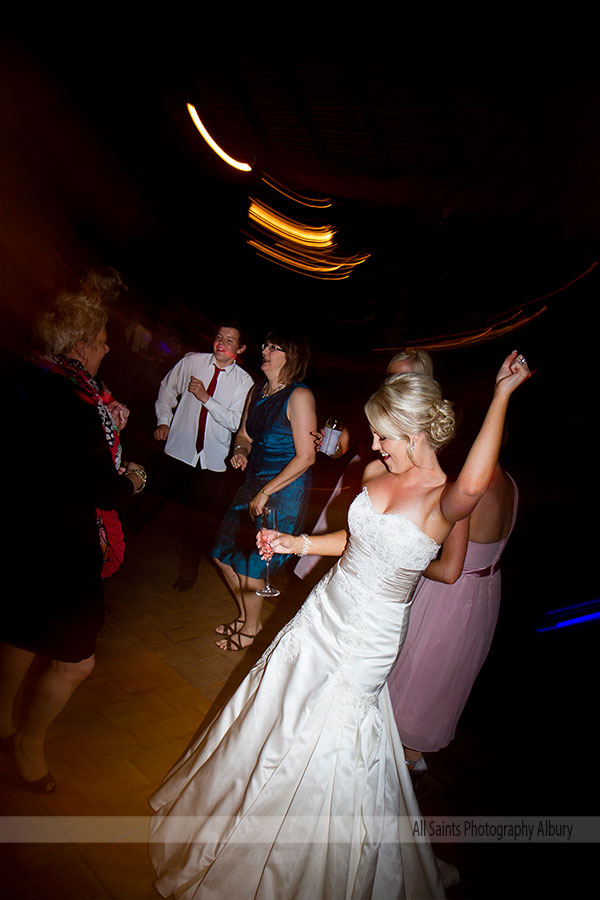 Sarah and Simon's wedding at the  Wagga City Golf Club, Wagga Wagga. | b030.jpg