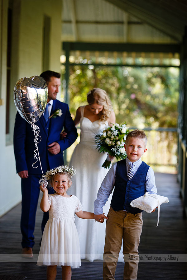 Victoria & Jack's Wedding at Orange Grove Gardens, Culcairn. | _Orange-Grove-Gardens-culcairn-weddings-Victoria-Jack-0010.JPG