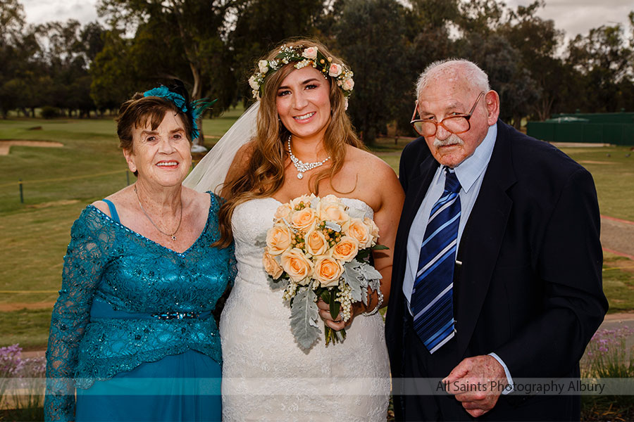 Leanne and Andrew's Yarrawonga Golf Club  Resort Wedding. | Yarrawonga-Golf-Club-weddings-Leanne-Andrew-0026.JPG