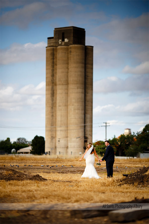 Leanne and Andrew's Yarrawonga Golf Club  Resort Wedding. | Yarrawonga-Golf-Club-weddings-Leanne-Andrew-0033.JPG