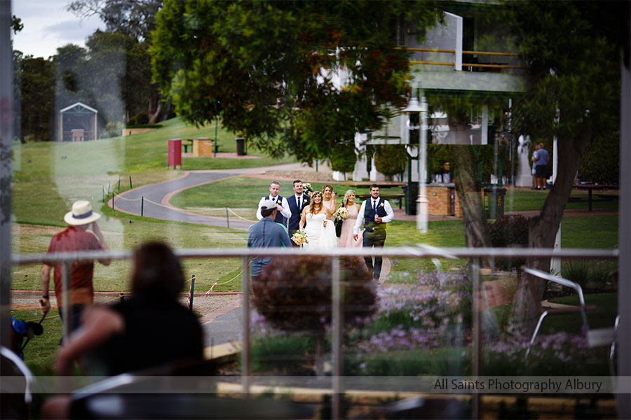 Leanne and Andrew's Yarrawonga Golf Club  Resort Wedding. | Yarrawonga-Golf-Club-weddings-Leanne-Andrew-0038.JPG