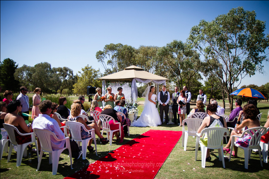 Sarah and Christopher's Wagga City Golf Club Wedding | Wagga-Wagga-City-Golf-Club-weddings-Sarah-Christopher-0008.JPG