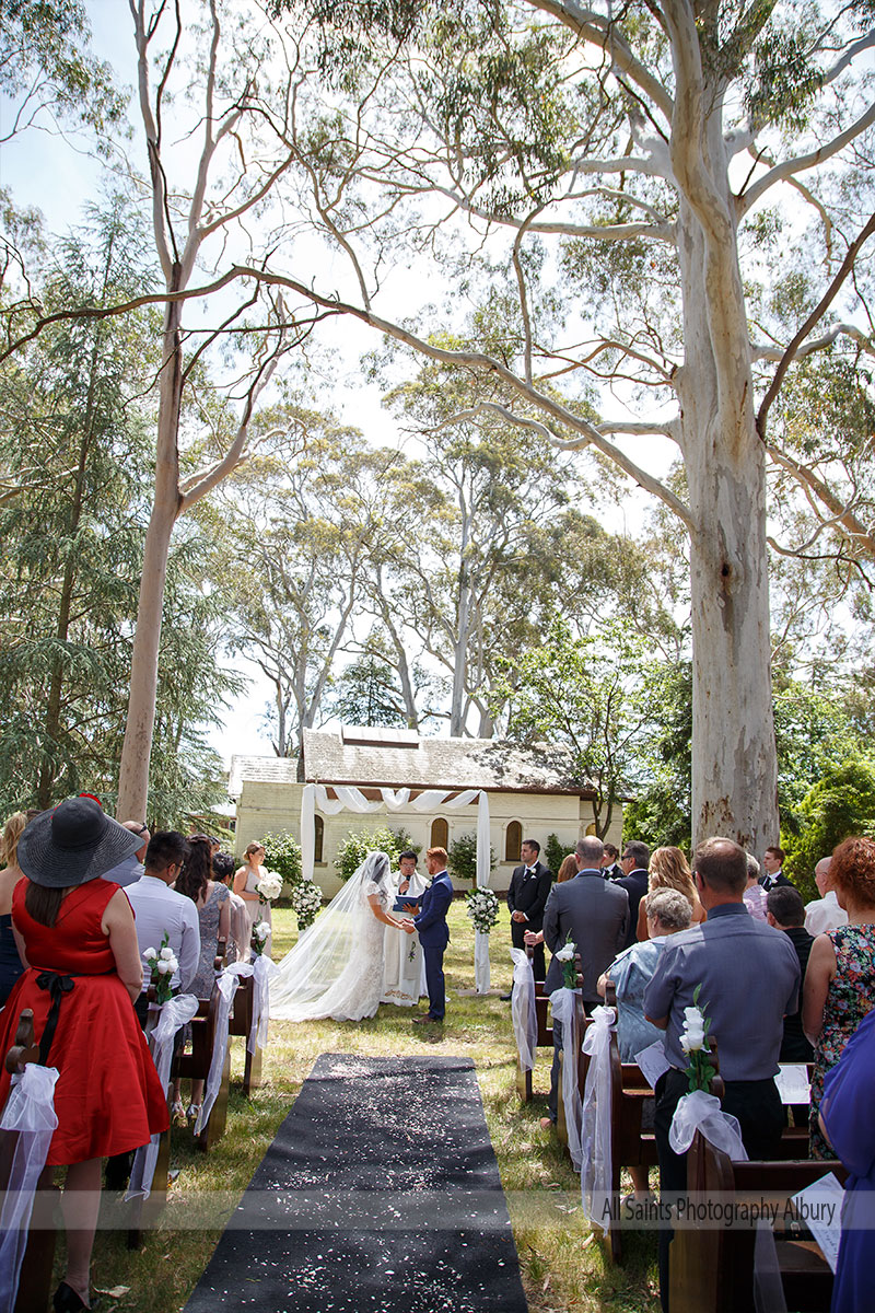 Angela and Jason's wedding at Grand Oaks Resort in Historical Beechworth, Victoria. | mayday-hills-village-beechworth-weddings-angela-jason-0017.JPG