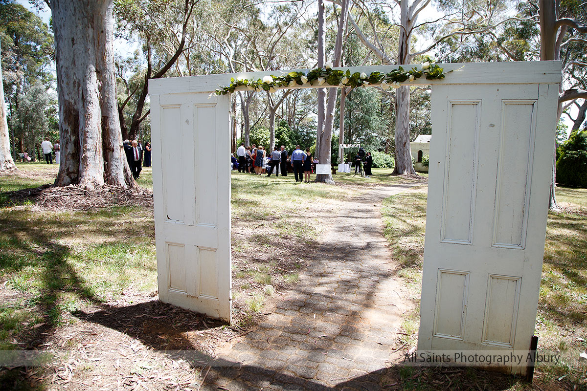 Angela and Jason's wedding at Grand Oaks Resort in Historical Beechworth, Victoria. | mayday-hills-village-beechworth-weddings-angela-jason-0009.JPG