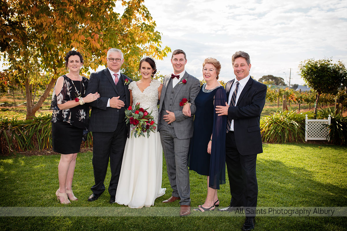 Jessica & Thomas'  wedding at De Bortoli Wines, Rutherglen. | tuileries-rutherglen-weddings-all-saints-photography-Jessica-Thomas-0042.JPG