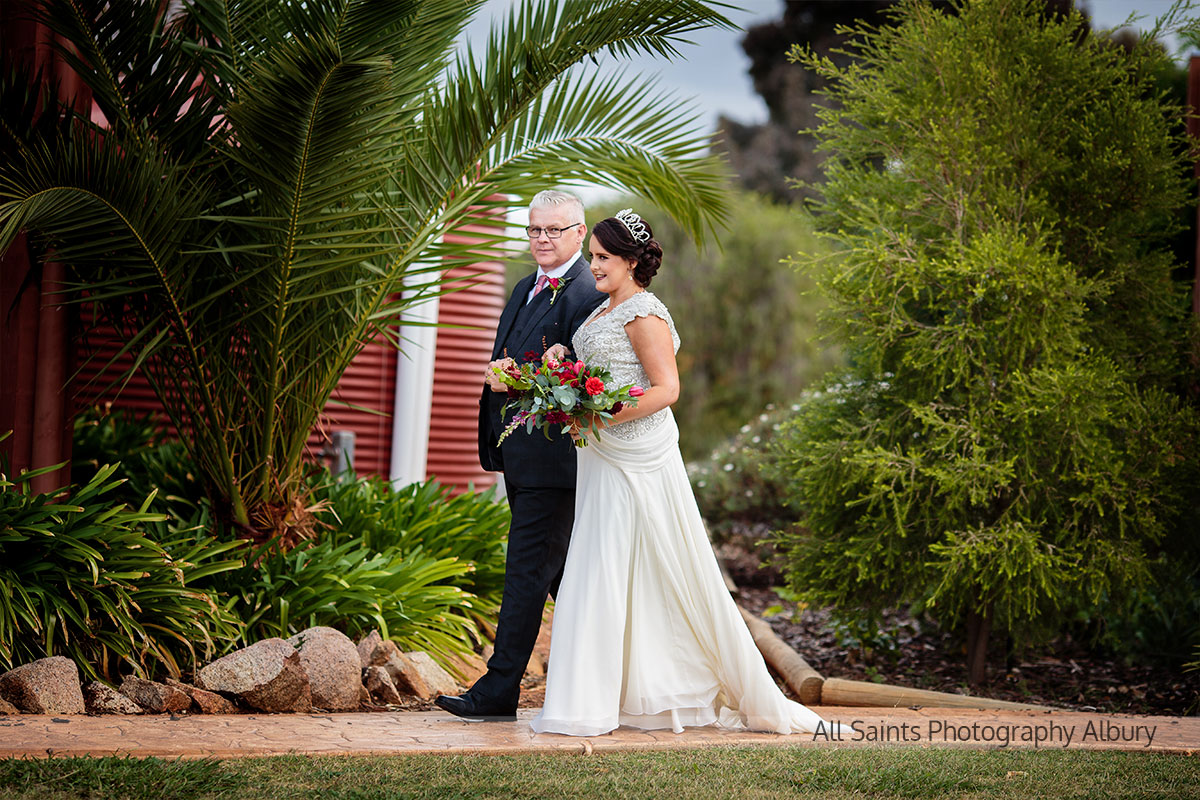 Jessica & Thomas'  wedding at De Bortoli Wines, Rutherglen. | tuileries-rutherglen-weddings-all-saints-photography-Jessica-Thomas-0027.JPG