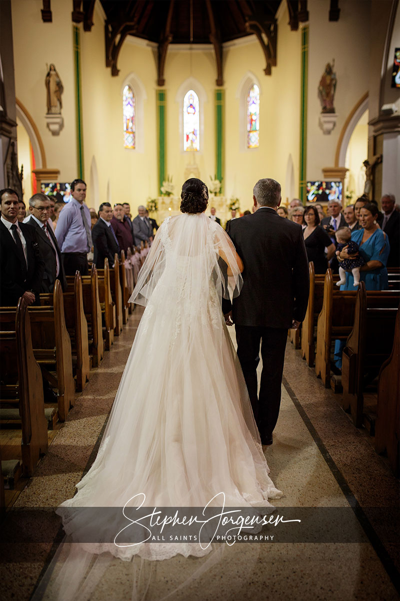 Amanda and Daniel's Hovell Tree Inn Albury wedding. | Hovell-tree-inn-albury-wedding-Amanda-daniel-0022.jpg