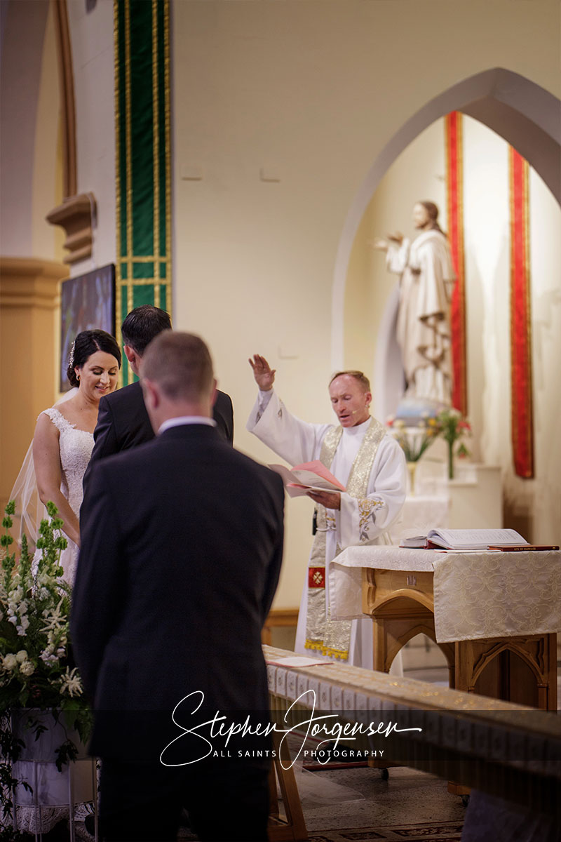 Amanda and Daniel's Hovell Tree Inn Albury wedding. | Hovell-tree-inn-albury-wedding-Amanda-daniel-0029.jpg