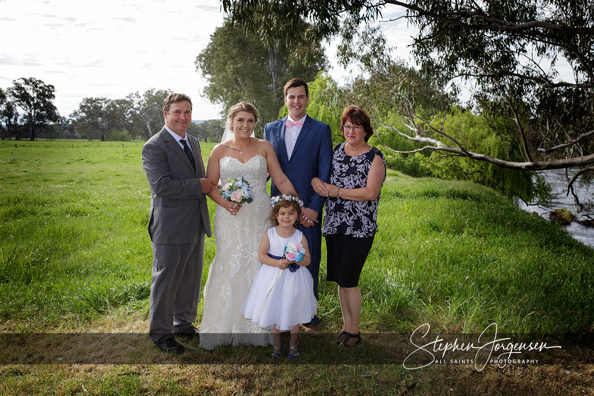 Samantha & Tom's wedding at Willowbank Events Albury. | Willowbank-Events-Albury-weddings-Samantha-Tom-0052.jpg