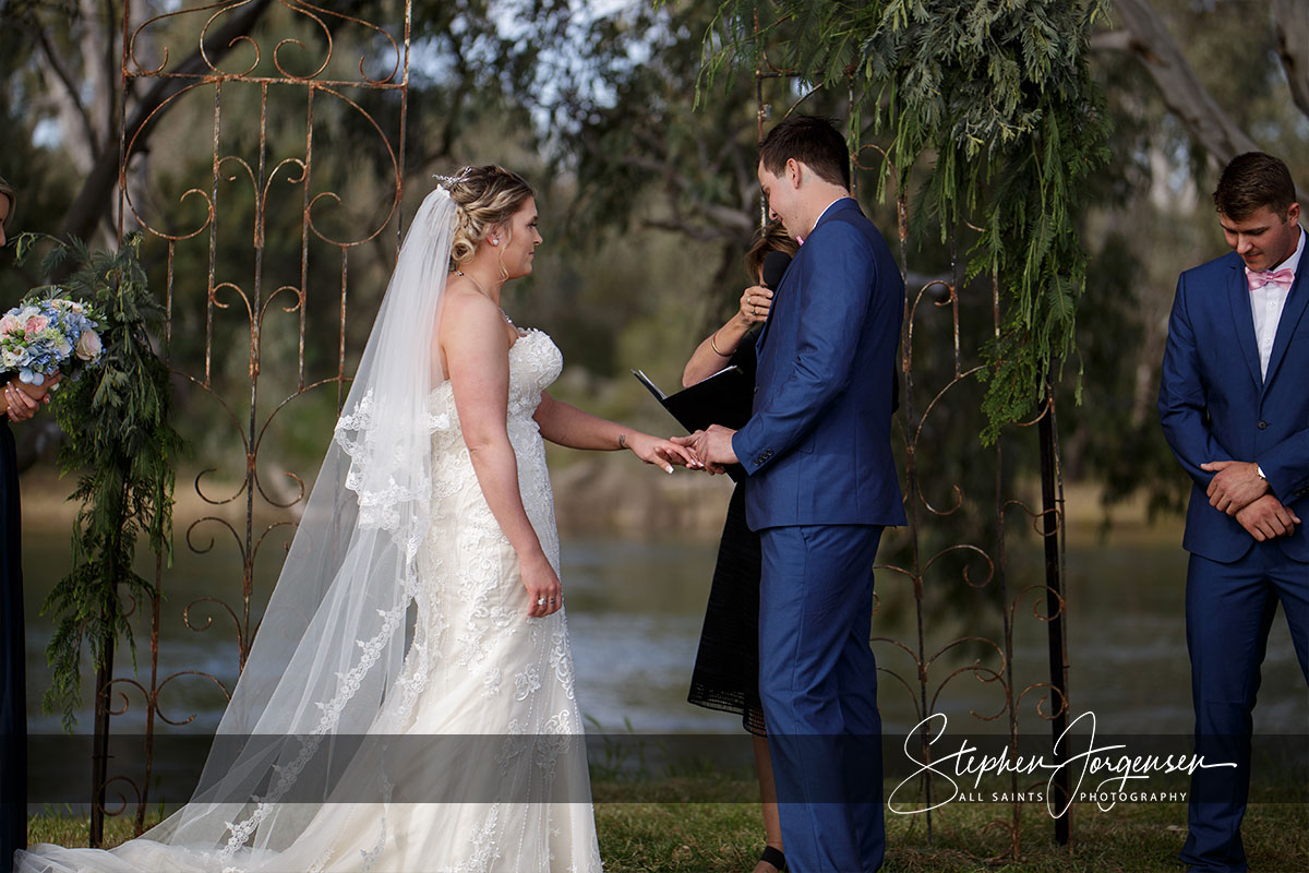 Samantha & Tom's wedding at Willowbank Events Albury. | Willowbank-Events-Albury-weddings-Samantha-Tom-0041.jpg