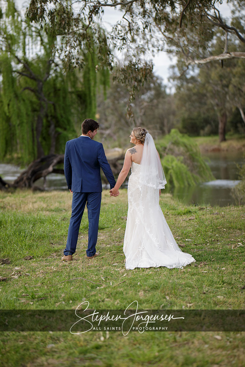 Samantha & Tom's wedding at Willowbank Events Albury. | Willowbank-Events-Albury-weddings-Samantha-Tom-0060.jpg