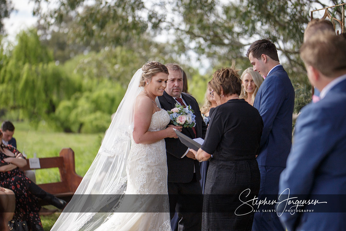 Samantha & Tom's wedding at Willowbank Events Albury. | Willowbank-Events-Albury-weddings-Samantha-Tom-0036.jpg