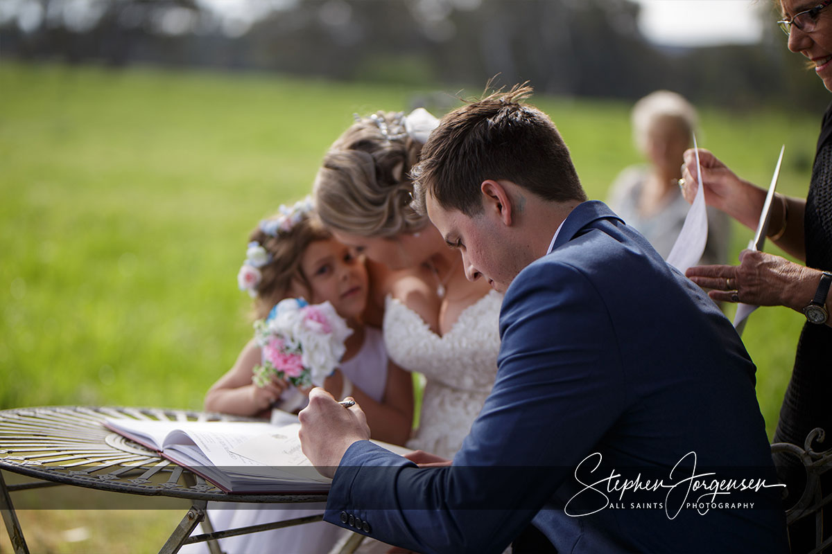 Samantha & Tom's wedding at Willowbank Events Albury. | Willowbank-Events-Albury-weddings-Samantha-Tom-0047.jpg