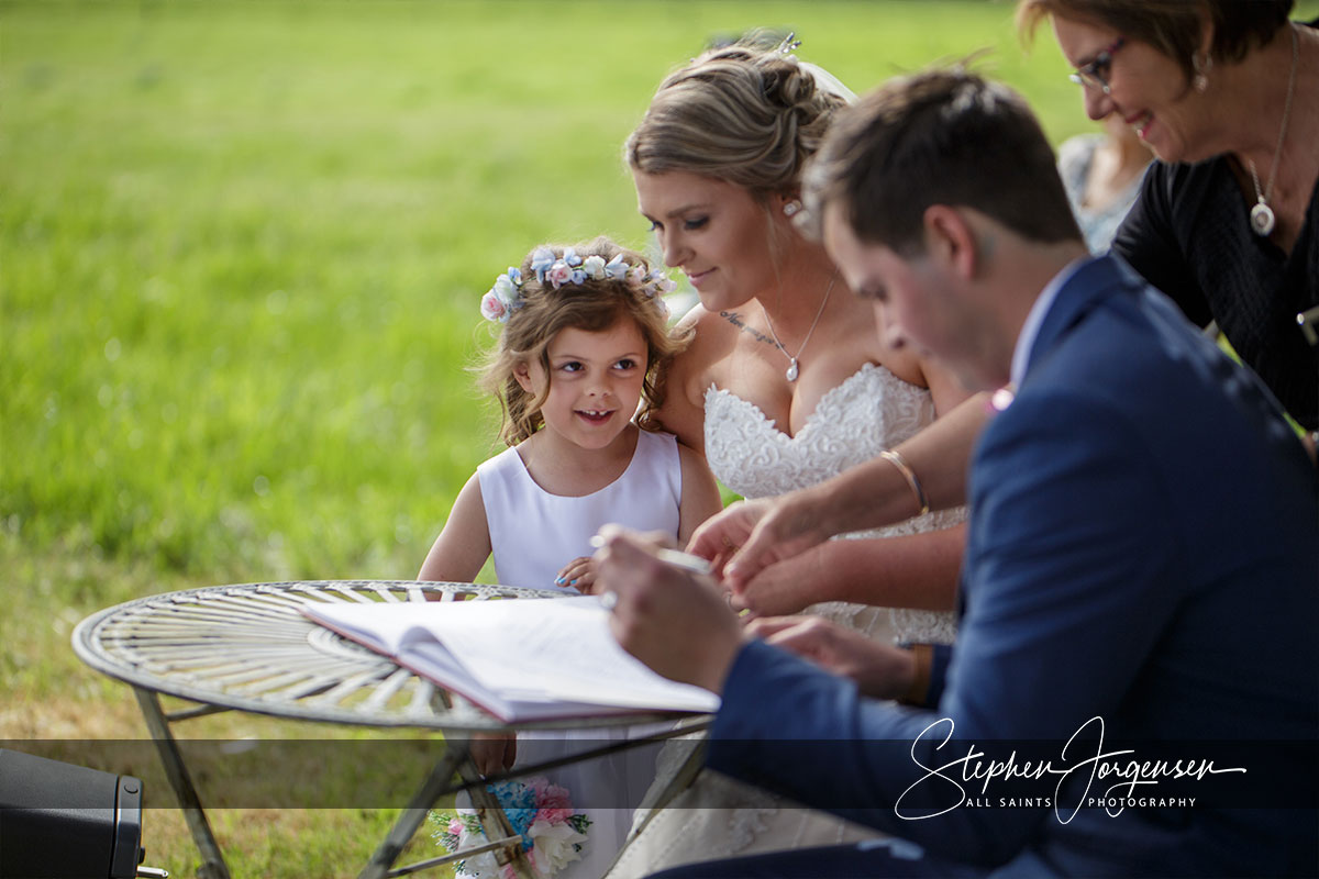 Samantha & Tom's wedding at Willowbank Events Albury. | Willowbank-Events-Albury-weddings-Samantha-Tom-0046.jpg