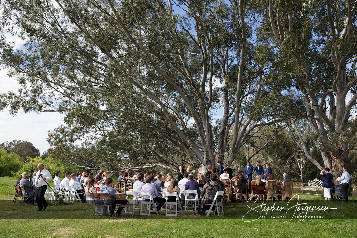 Samantha & Tom's wedding at Willowbank Events Albury. | Willowbank-Events-Albury-weddings-Samantha-Tom-0045.jpg