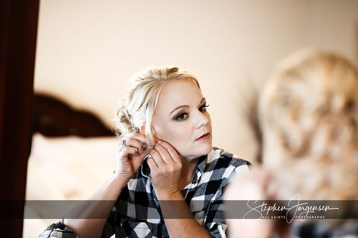 Jess and Jules Wedding Renewal at Peregrines Reception Centre Table Top Mountain | Peregrines-Event-Centre-Tabletop-Mountain-Albury-weddings-Jess-Jules-0005.jpg