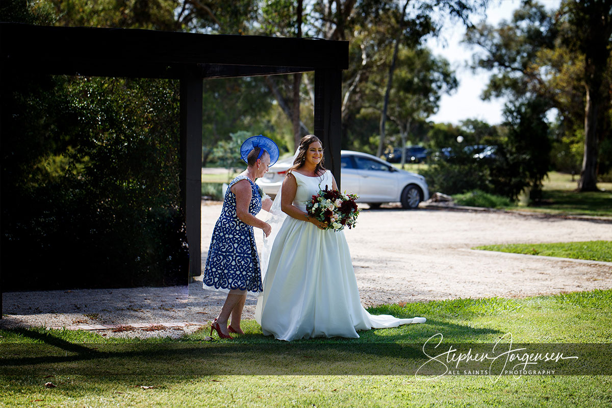 Beth and Josh's Wedding at Brown Brothers Winery Milawa. | brown-brothers-milawa-weddings-Beth-Josh-0017.jpg