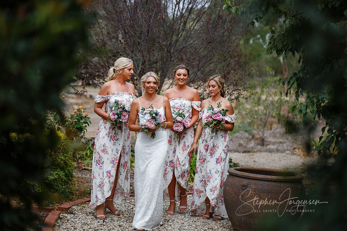 Alex and Anthony's Wedding at Deniliquin Boat Club | Deniliquinl-weddings-Alex-Anthony-0036.jpg