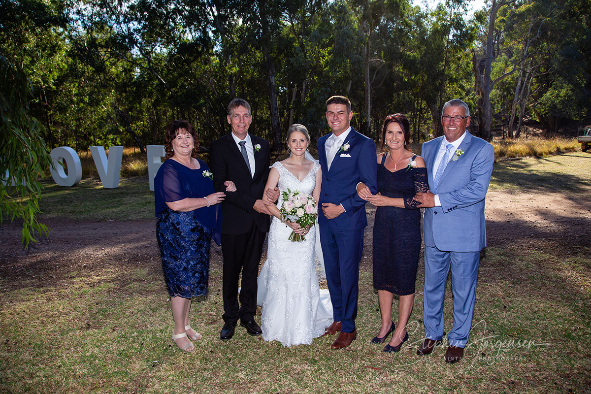 Emily and Jake's Wedding at Peregrine's Table Top Mountain | Peregrines-weddings-Emily-Jake-0045.jpg