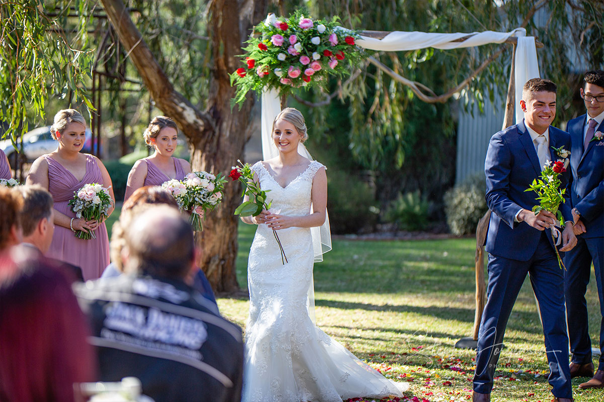 Emily and Jake's Wedding at Peregrine's Table Top Mountain | Peregrines-weddings-Emily-Jake-0039.jpg