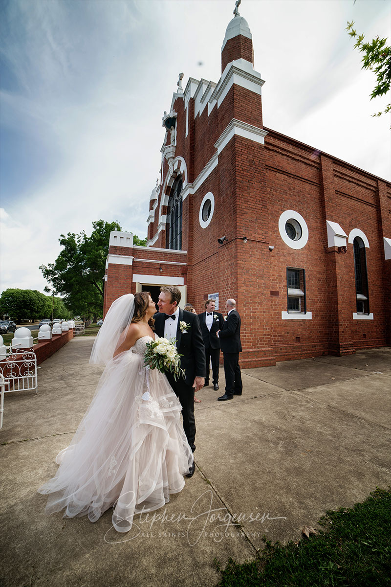 Julie & Viv's Wedding at St Leonard's Winery Rutherglen. | Rutherglen-weddings-Julie-Viv-0034.jpg