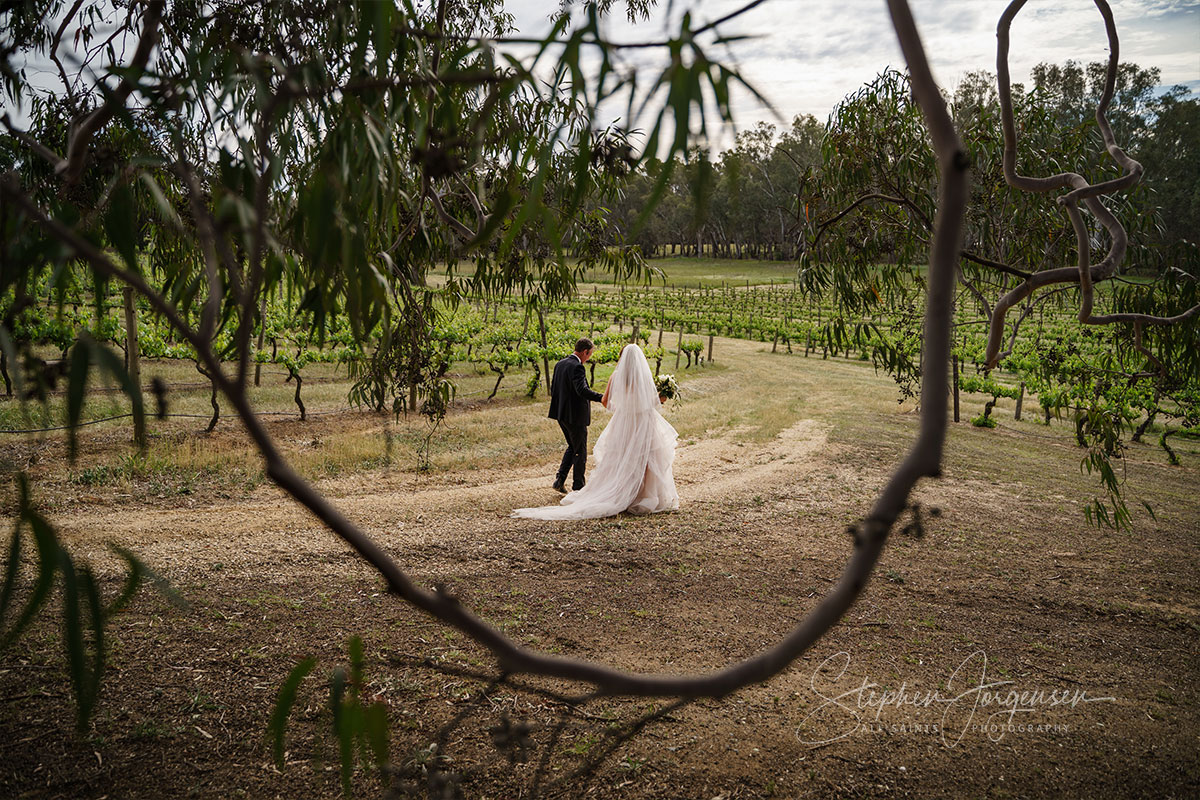 Julie & Viv's Wedding at St Leonard's Winery Rutherglen. | Rutherglen-weddings-Julie-Viv-0037.jpg