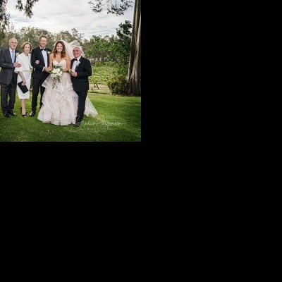 Julie & Viv's Wedding at St Leonard's Winery Rutherglen. | Rutherglen-weddings-Julie-Viv-0048.jpg