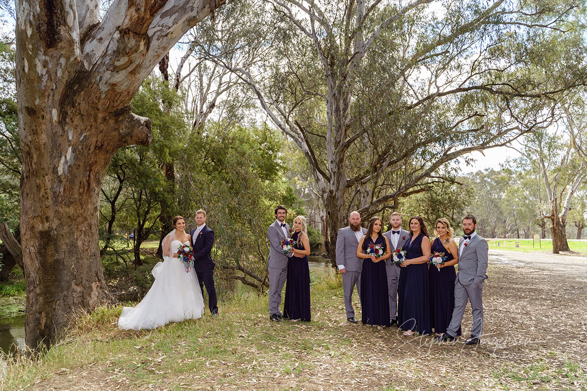 Elizabeth and Brett's wedding at Lancemore, Milawa. | Lindenwarah-milawa-weddings-Lizzie-Brett-0042.jpg