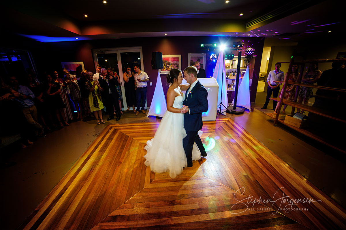 Elizabeth and Brett's wedding at Lancemore, Milawa. | Lindenwarah-milawa-weddings-Lizzie-Brett-0073.jpg