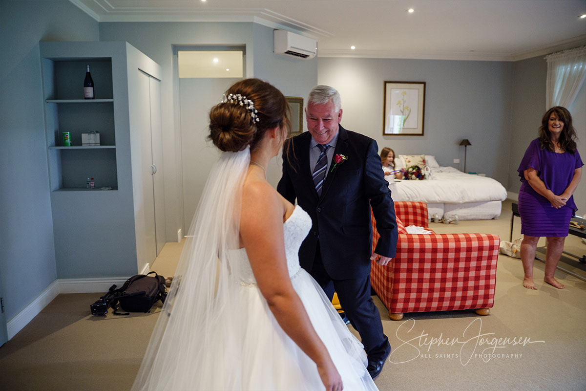 Elizabeth and Brett's wedding at Lancemore, Milawa. | Lindenwarah-milawa-weddings-Lizzie-Brett-0013.jpg