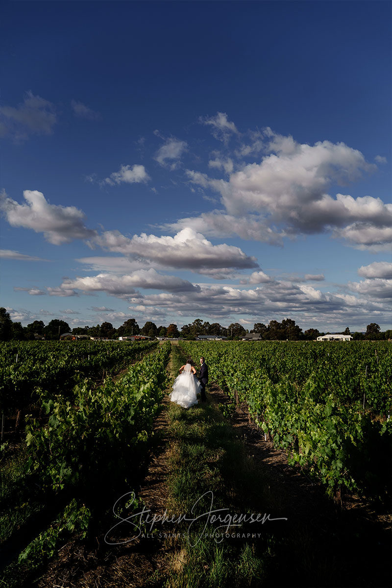 Elizabeth and Brett's wedding at Lancemore, Milawa. | Lindenwarah-milawa-weddings-Lizzie-Brett-0060.jpg