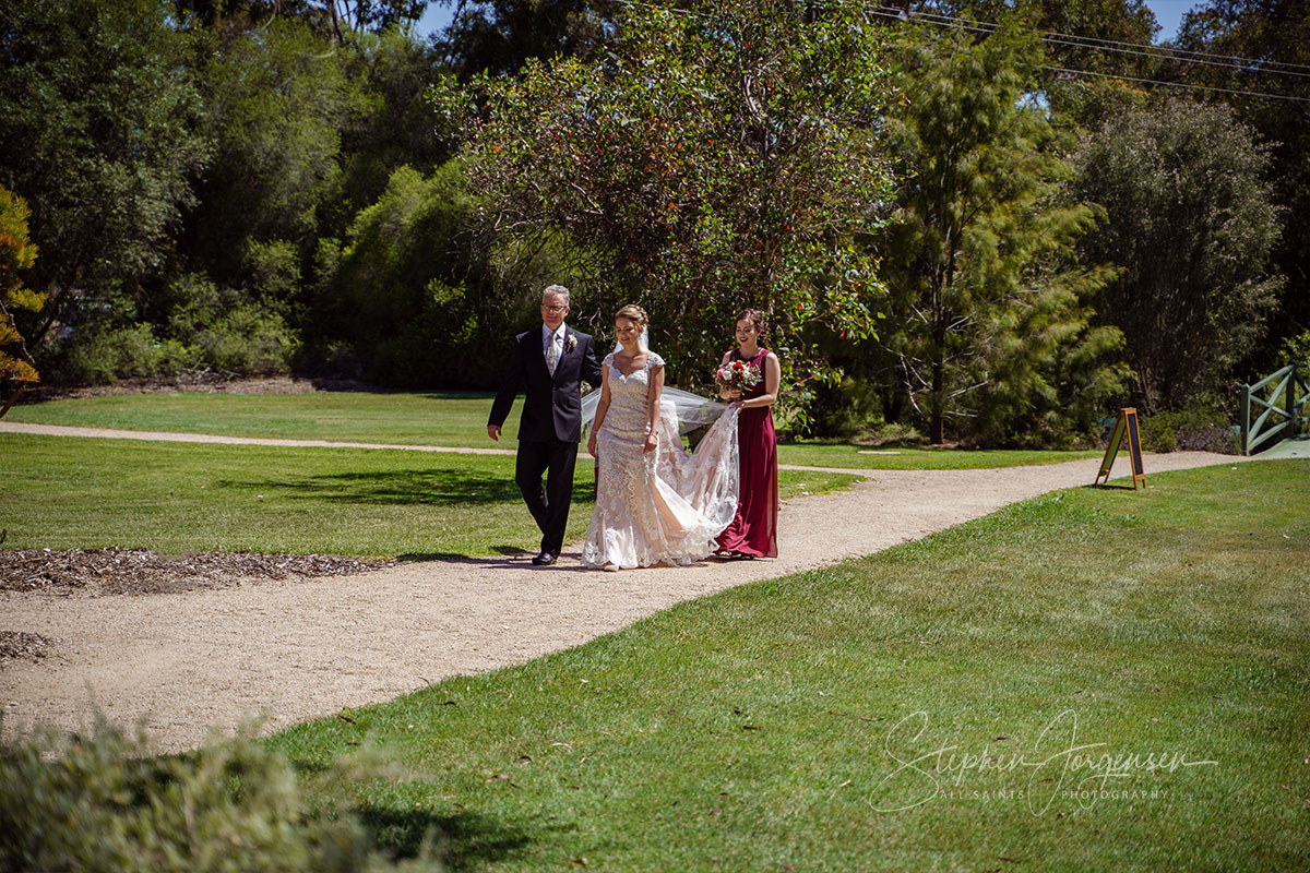 Megan and Daniel's wedding at Brown Brothers Winery, Milawa. | Brown-Brothers-winery-milawa-weddings-Megan-Daniel-0028.jpg