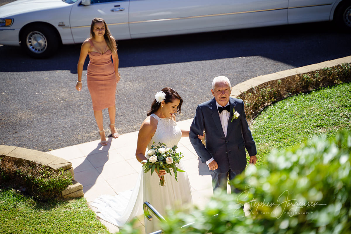 Tracy and Greg's Wedding at the Manor House  | Albury Wedding Photographers  | Allsaintsphotography.wedding.mannorhouse.albury.tracy.greg.0024.jpg