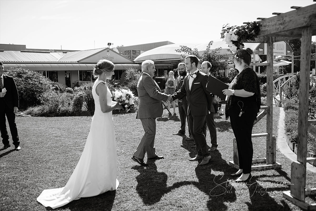 Jordon & Kyle’s Wedding at Howlong Golf Resort | Howlong Wedding Photographers | Howlong-Golf-Resort-weddings-Jordii-Kyle-0041.jpg