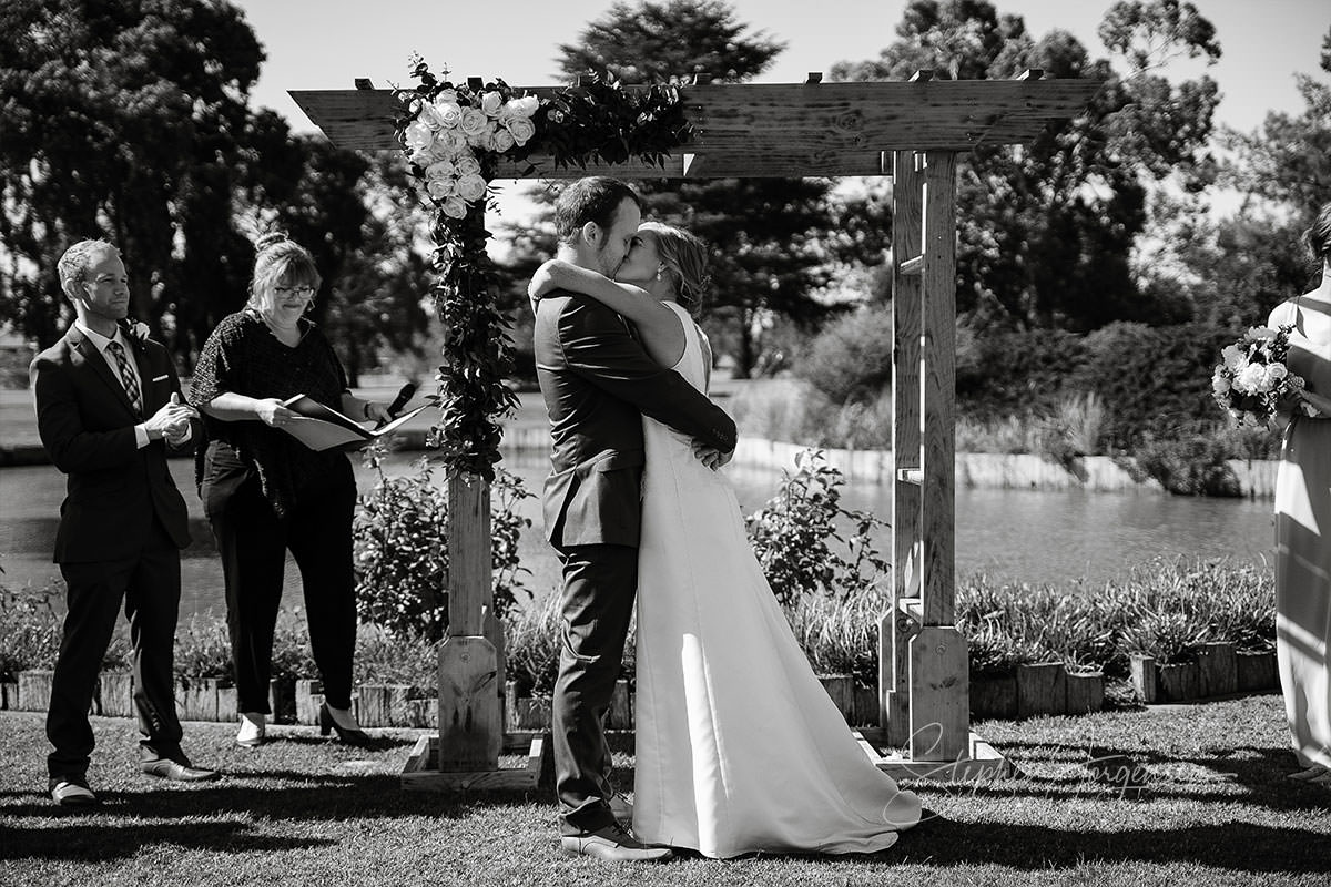 Jordon & Kyle’s Wedding at Howlong Golf Resort | Howlong Wedding Photographers | Howlong-Golf-Resort-weddings-Jordii-Kyle-0047.jpg