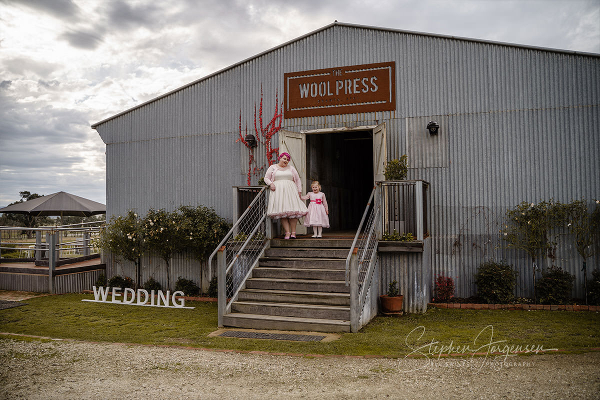 Jo and Fraser's wedding at The Wool Press Granya | Granya-Wool-Press-weddings-Jo-Fraser-0014.jpg