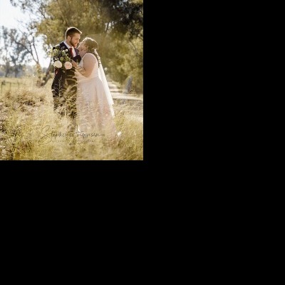 Courtney and Peter's Albury Winter Wedding. | Albury-Wodonga-weddings-Courtney-Peter-0017.jpg