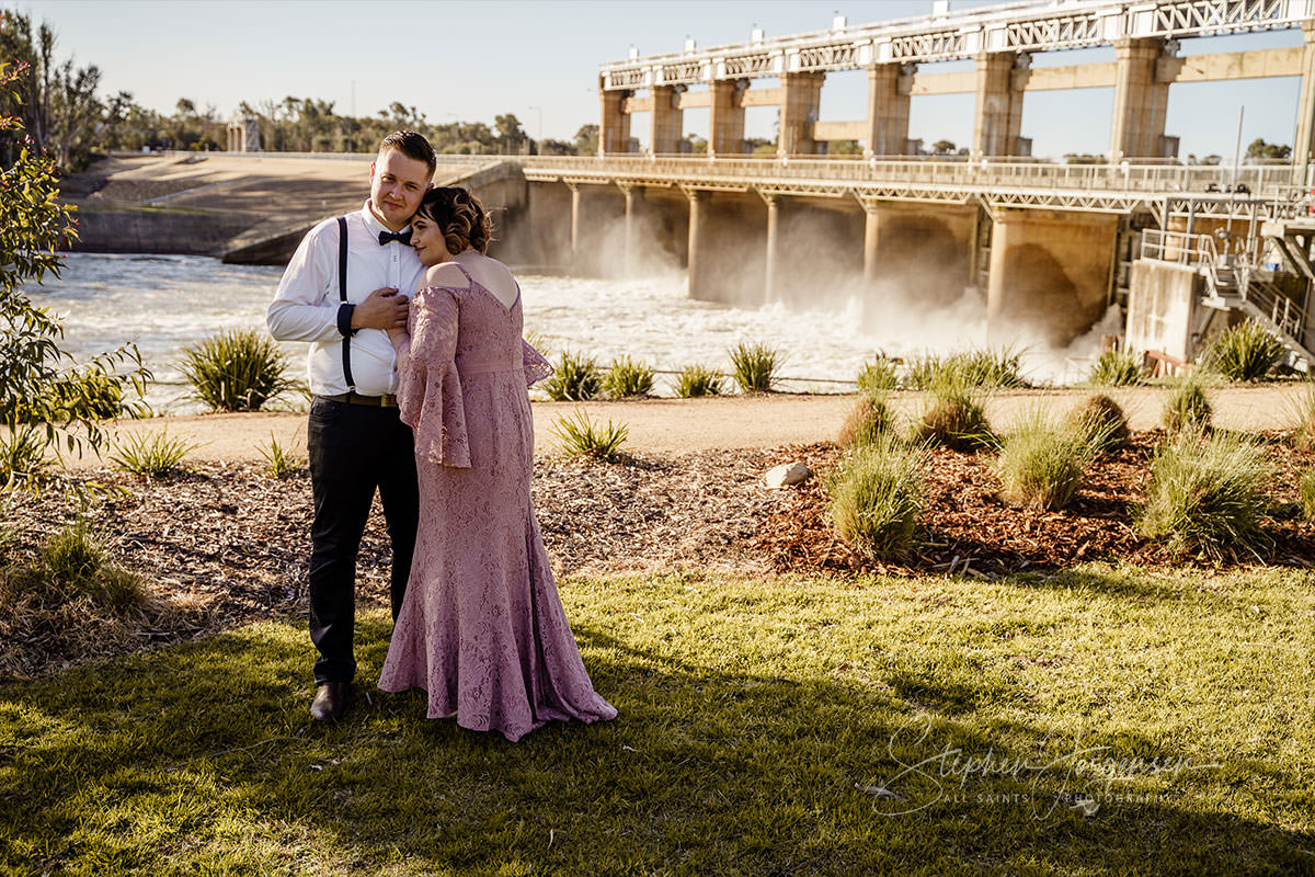 Alyce and Joshua's Yarrawonga / Mulwala  intimate elopement wedding. | Yarrawonga-Mulwala-weddings-Alyce-Joshua-0046.jpg