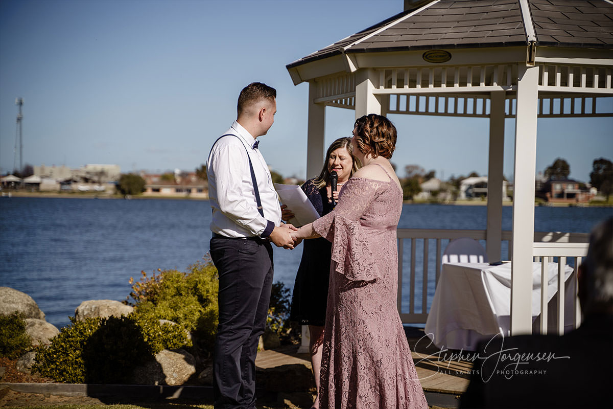 Alyce and Joshua's Yarrawonga / Mulwala  intimate elopement wedding. | Yarrawonga-Mulwala-weddings-Alyce-Joshua-0016.jpg