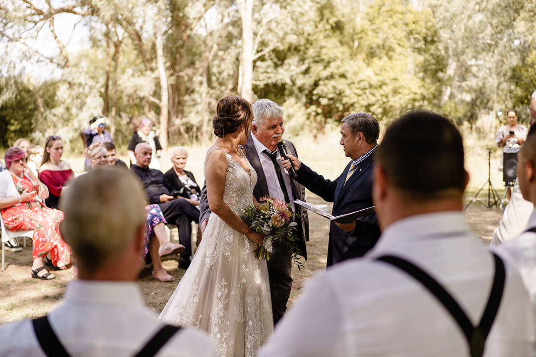 Tanya and Joe's Wedding at The Wodonga Golf Club. | Wodonga-Golf-Club--weddings-Tanya-Joe-0022.jpg