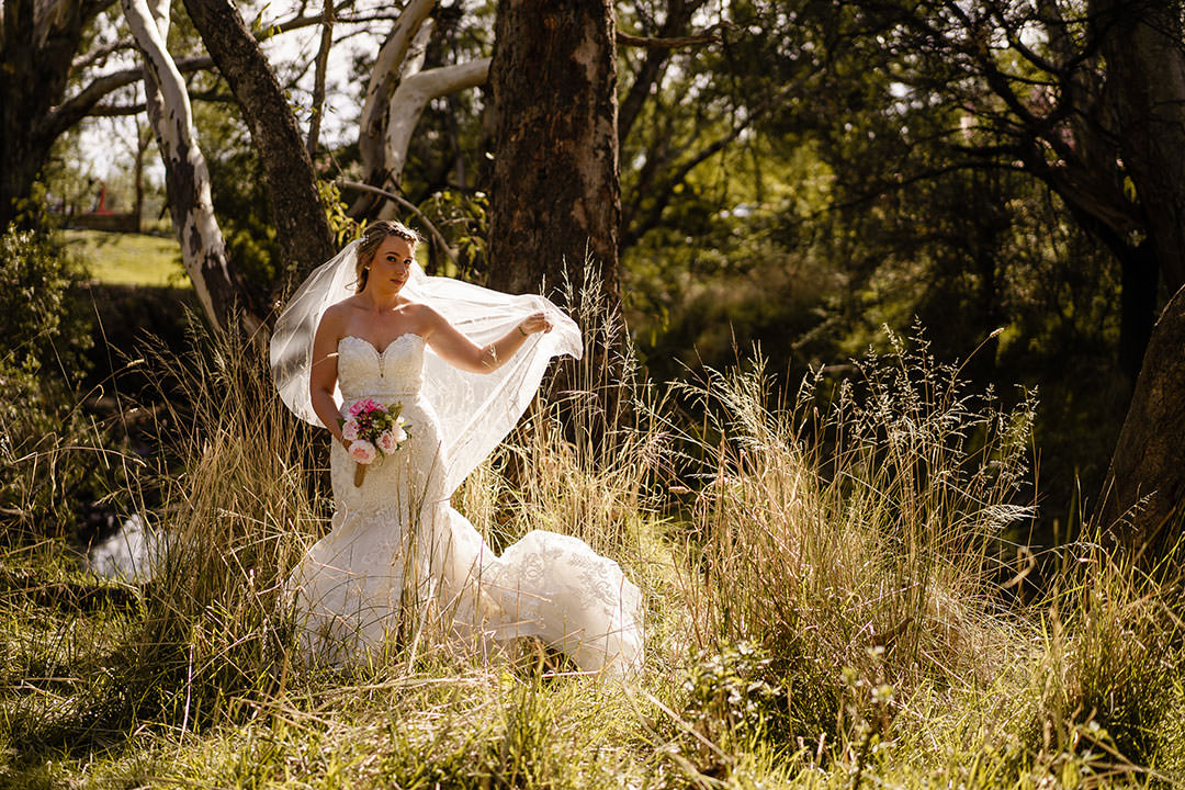 Sarah and Linden's Wedding at Oxley, Victoria. | Oxley-Victoria-King-Valley--weddings-Sarah-Linden-0027.jpg