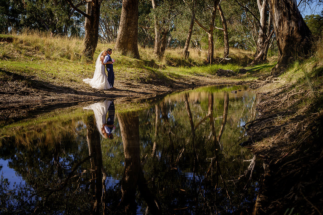 Sarah and Linden's Wedding at Oxley, Victoria. | Oxley-Victoria-King-Valley--weddings-Sarah-Linden-0026a.jpg