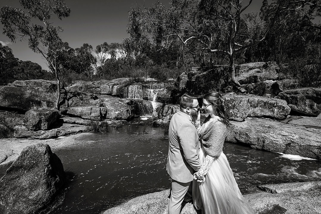 Maddison and Damien's wedding at Woolshed Falls Beechworth | Woolshed-Falls-Beechworth-Wedding-Maddison-Damien-0006.jpg