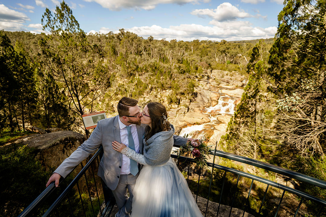 Maddison and Damien's wedding at Woolshed Falls Beechworth | Woolshed-Falls-Beechworth-Wedding-Maddison-Damien-0014.jpg