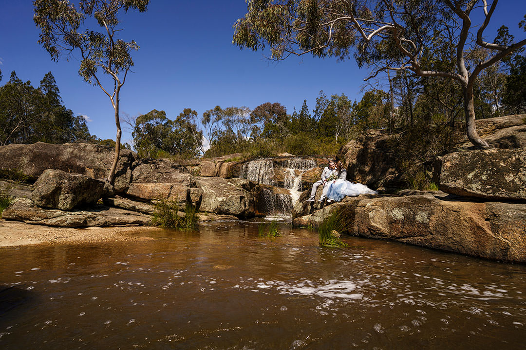 Maddison and Damien's wedding at Woolshed Falls Beechworth | Woolshed-Falls-Beechworth-Wedding-Maddison-Damien-0009.jpg