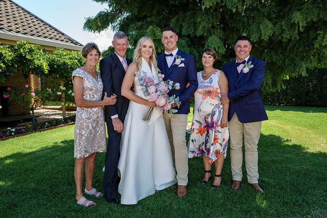 Lisa and Jake's Albury Wedding. | Albury-Weddings-Lisa-Jake-0024.jpg