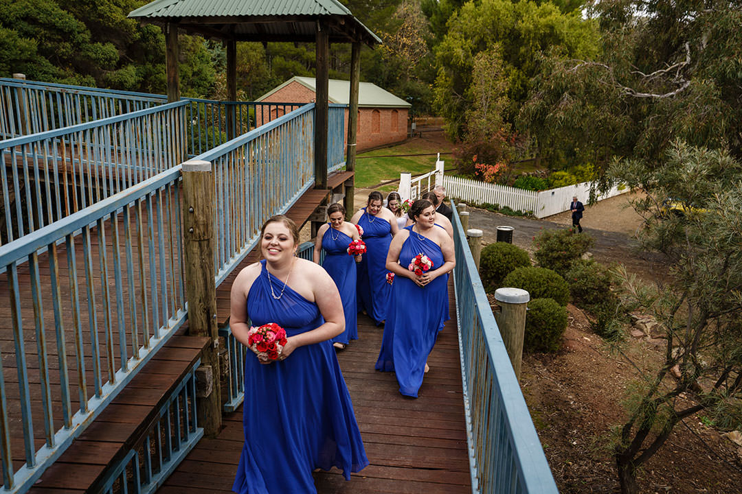 Laura and Lachlan's wedding at The Tree Chapple, Wagga Wagga Botanical Gardens. | Wagga-Weddings-Laura-Lachlan-0015.jpg