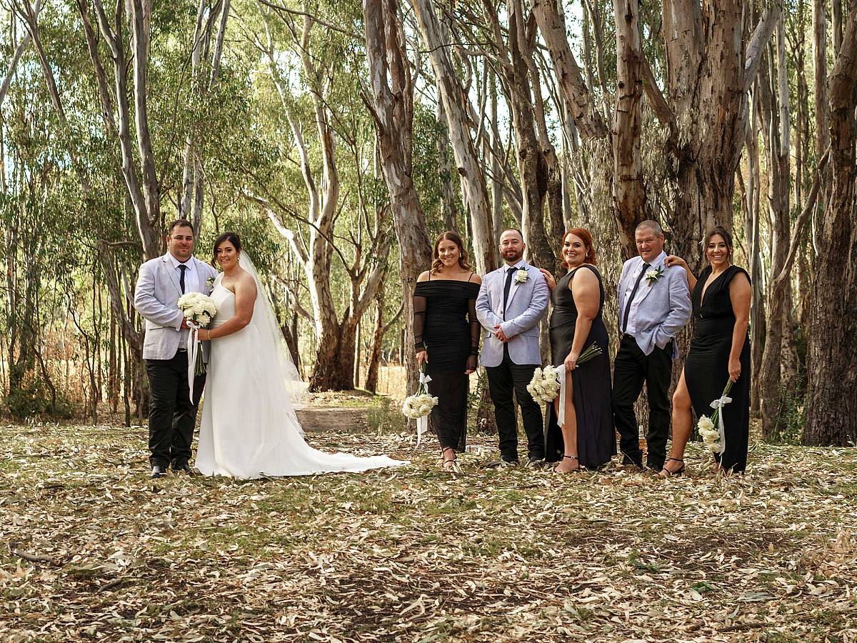 Sam and Louis' Wedding at the Yarrawonga Mulwala Golf Club Resort | Yarrawonga-Golf-Club-Resort-Weddings-Sam-Louis-0038.jpg